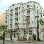 Almena Hotel