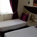 Hotel Almena