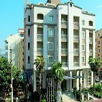 Almena Hotel
