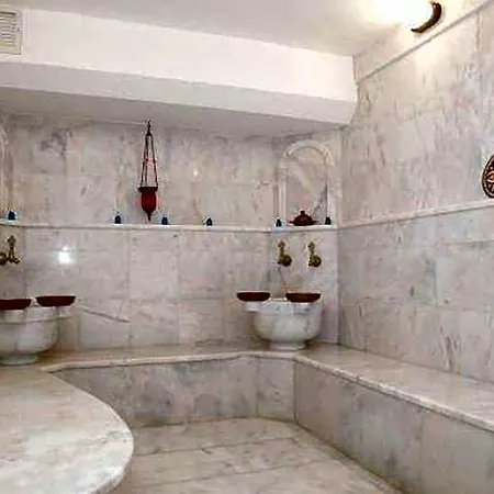 Almena 4*