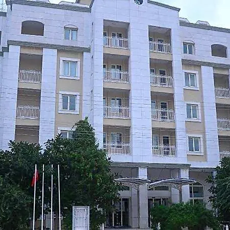 Almena Μαρμαρίς