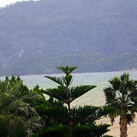 Almena Ξενοδοχείο 4*