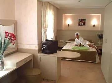 Almena 4*